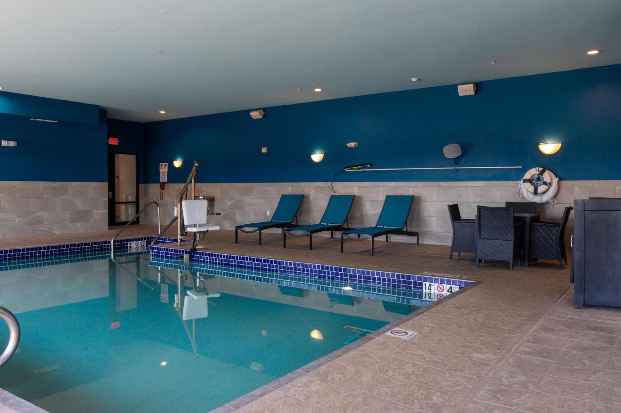 Hampton Inn Elkhorn Lake Geneva Area Exterior foto